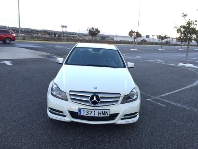 Mercedes-Benz 200 D • 2013 • 209,000 km 5
