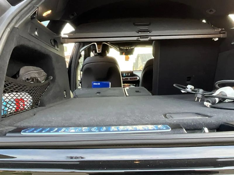 Mercedes-Benz GLB-Class • 2021 • 21,000 km 4