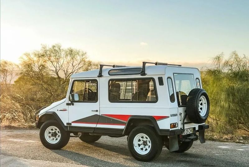 Sinotruk Hohan Chasis 6x4 • 1993 • 170,000 km 1