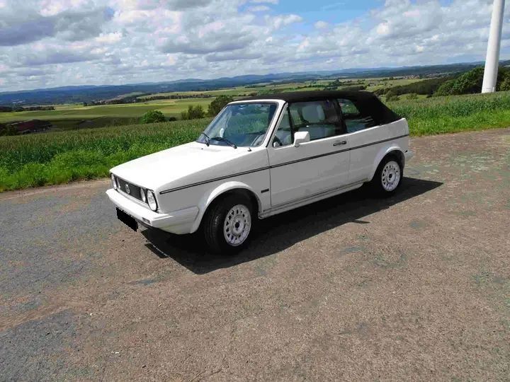 Volkswagen Golf Cabrio • 1987 • 251,000 km 1