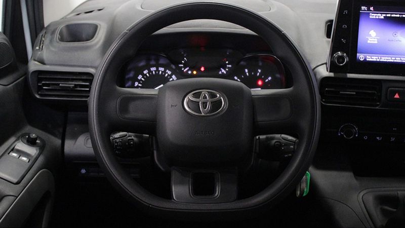 Toyota Corolla • 2021 • 47,228 km 5