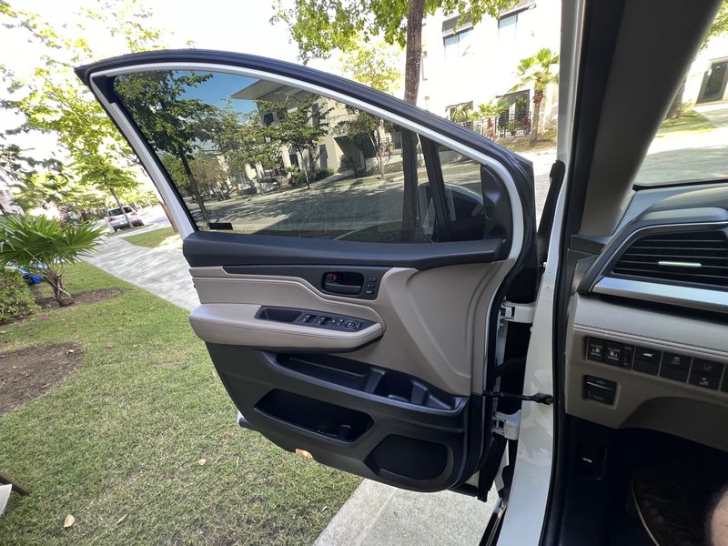 Honda Odyssey • 2020 • 42,000 mi 26