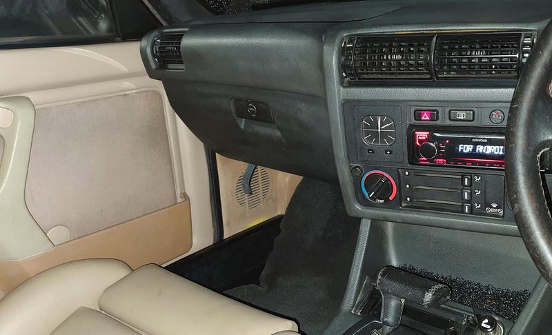 BMW M3 • 1989 • 158,481 km 3