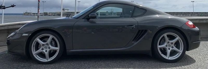 Porsche Cayman • 2008 • 78,000 km 4