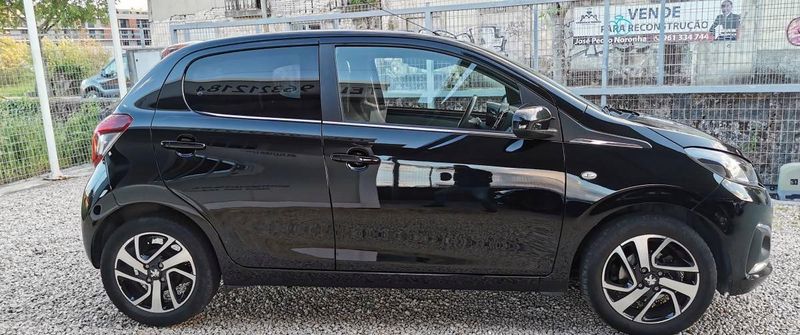 Peugeot 108 • 2015 • 119,000 km 2