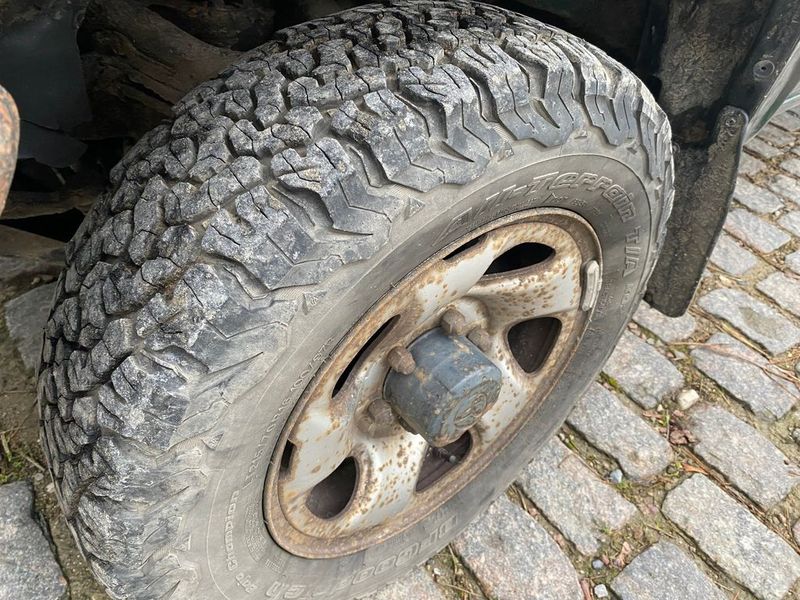 Toyota Hilux • 2002 • 395,000 km 6