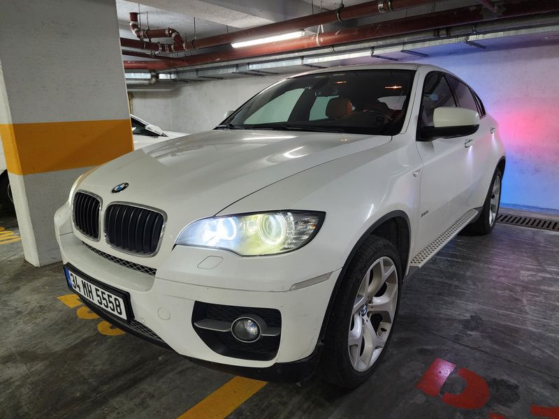 BMW X6 • 2011 • 132,000 km 5