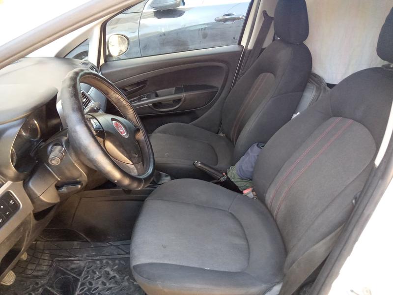 Fiat  • 2016 • 105,000 km 4