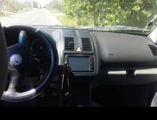 Volkswagen Polo • 2002 • 0 km 2