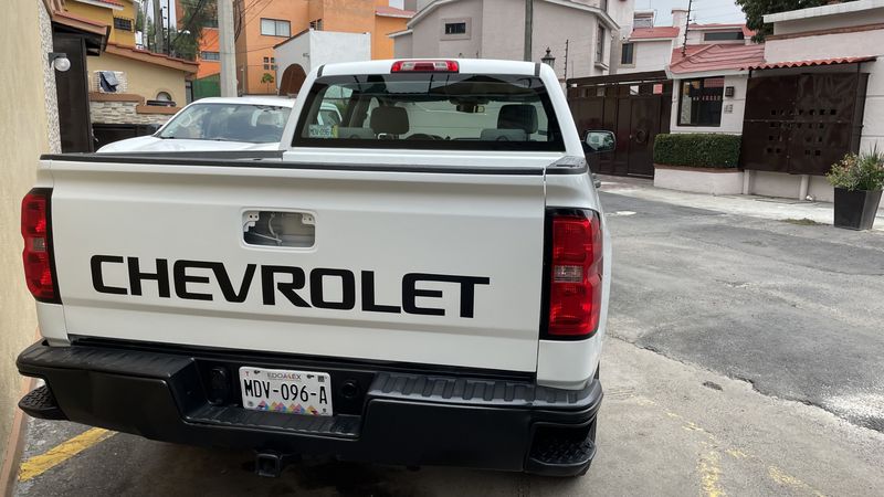 Chevrolet Silverado 2500hd • 2017 • 115,000 km 4