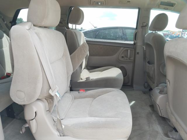 Toyota Sienna • 2005 • 5,000 km 5