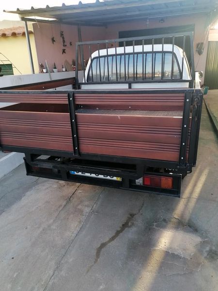 Toyota Hilux • 1993 • 160,000 km 4