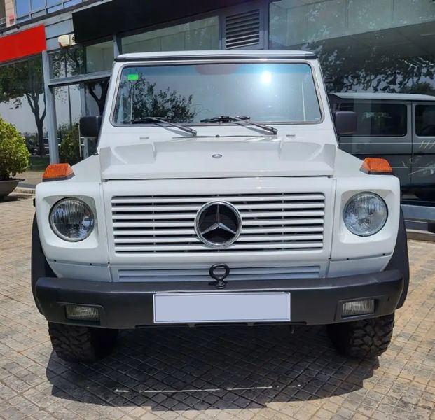 Mercedes-Benz G-Class • 1990 • 232,000 km 3
