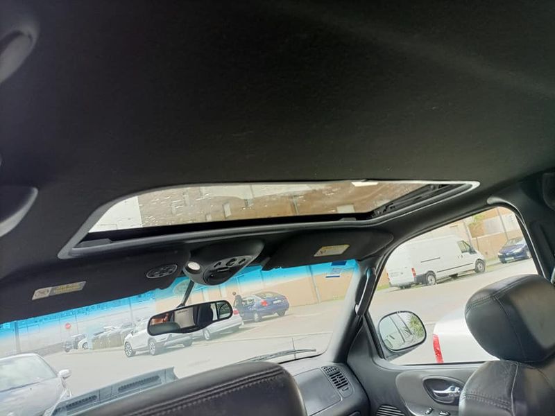 Ford F-150 • 2003 • 92,000 km 11