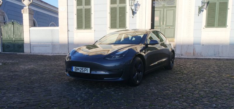 Tesla Model 3 • 2021 • 85,550 km 2