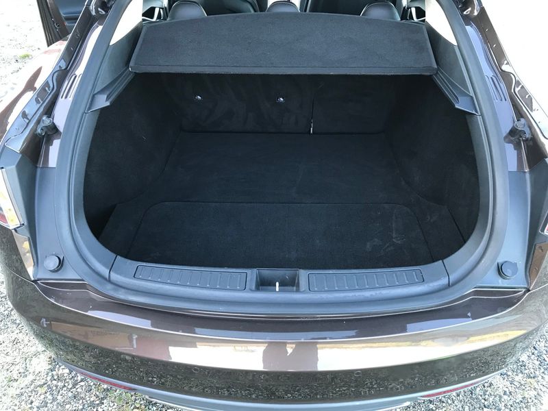 Tesla Model S • 2014 • 107,500 km 5