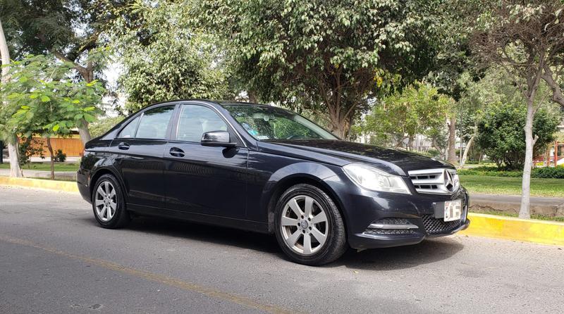 Mercedes-Benz C • 2012 • 77,000 km 7