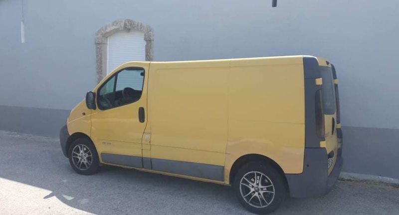 Renault Master • 2002 • 60,000 km 2