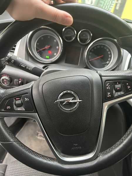 Opel Astra • 2013 • 200,000 km 7