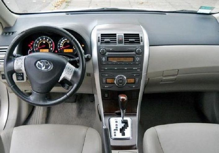 Toyota Corolla • 2011 • 146,700 km 8