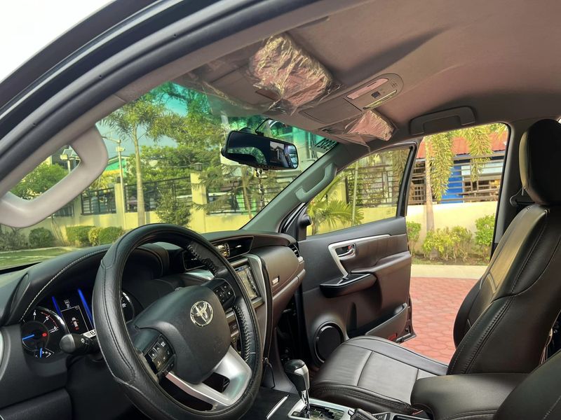 Toyota Fortuner • 2016 • 52 km 4