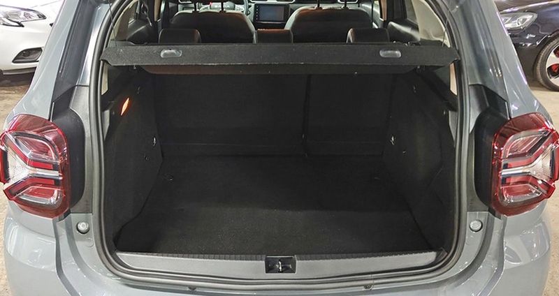Dacia Duster • 2023 • 58,920 km 10