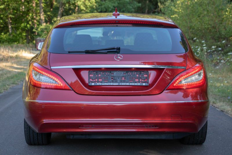 Mercedes-Benz CLS • 2014 • 144,991 km 8