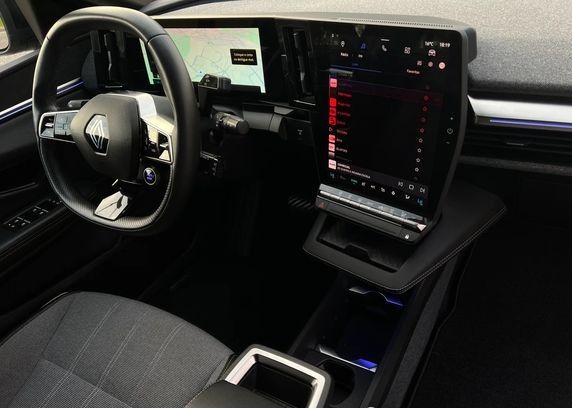 Renault Mégane • 2023 • 16,000 km 21