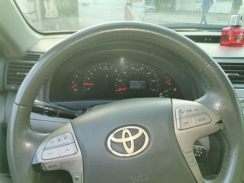 Toyota Camry • 2007 • 104,000 km 2