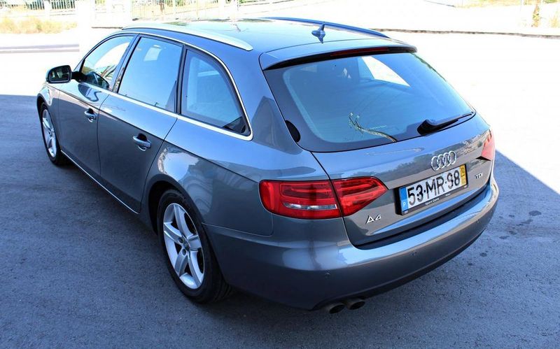 Audi A4 • 2012 • 200,000 km 3