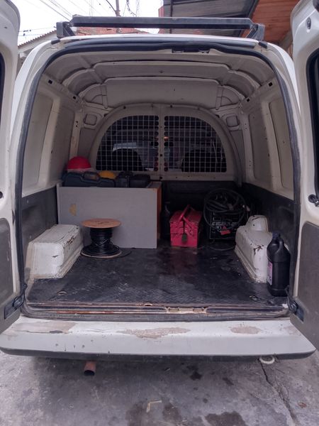 Volkswagen Caddy • 2006 • 169,800 km 5