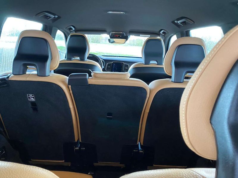 Volvo XC90 • 2019 • 119,900 km 6