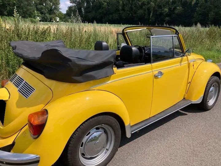 Volkswagen Beetle Convertible • 1975 • 23,000 km 6