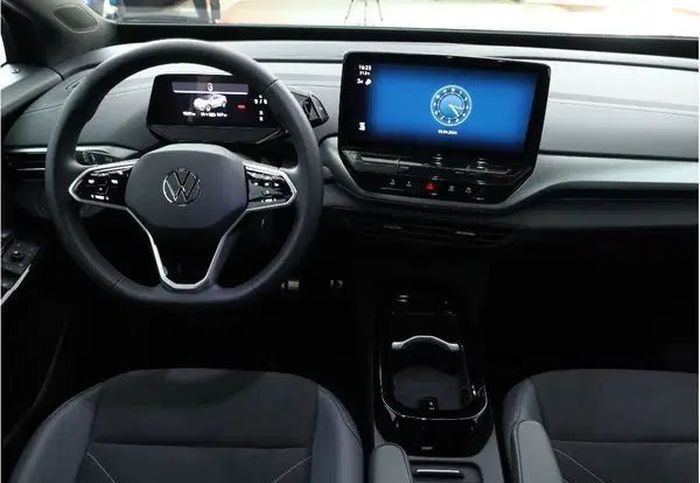 Volkswagen ID.4 • 2023 • 39,000 km 9