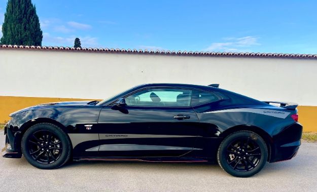 Chevrolet Camaro • 2019 • 72,500 km 2