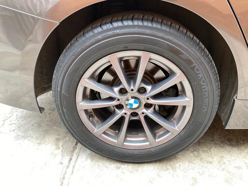 BMW 316i • 2015 • 59,000 km 6