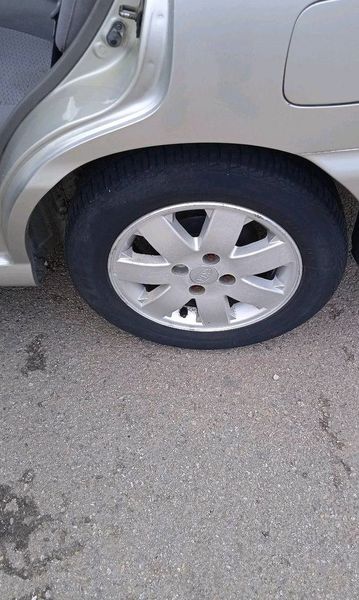 Kia Rio • 2001 • 199,999 km 6