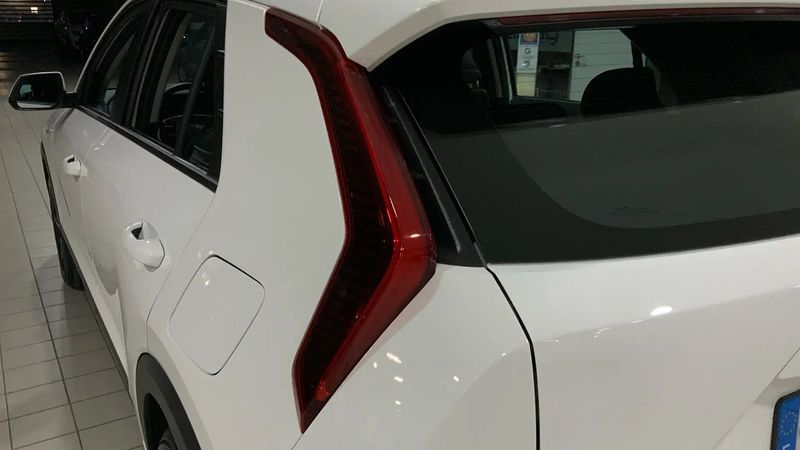 Kia Niro • 2023 • 33,400 km 6