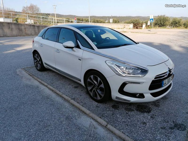 Citroën DS5 • 2013 • 140,000 km 1