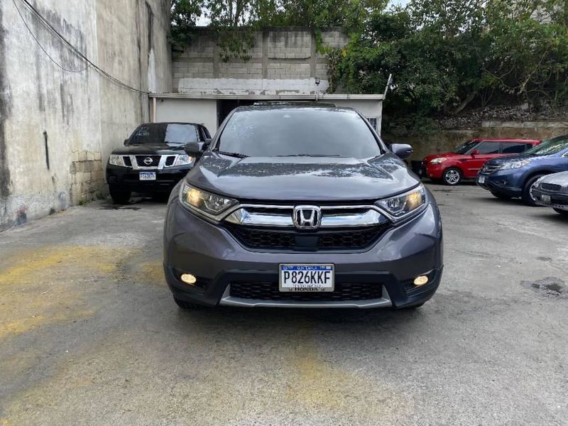 Honda CR-V • 2018 • 45,678 km 1