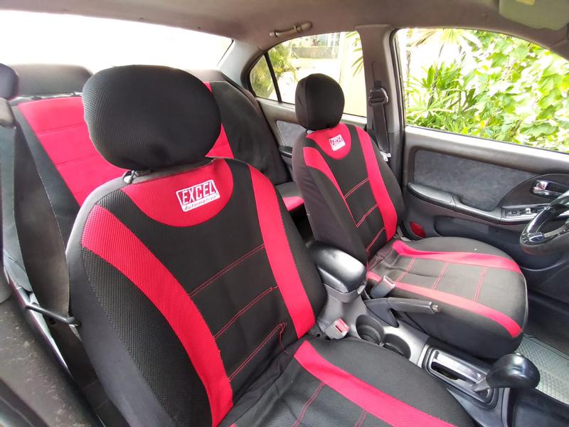 Hyundai Elantra • 2001 • 190,000 km 6