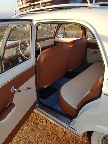 Peugeot 405 • 1960 • 79,000 km 5