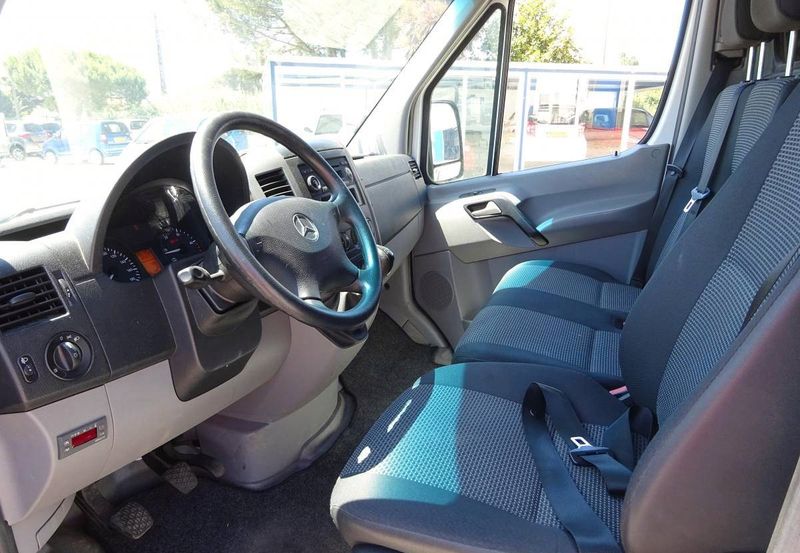 Mercedes-Benz Sprinter • 2011 • 89,999 km 7