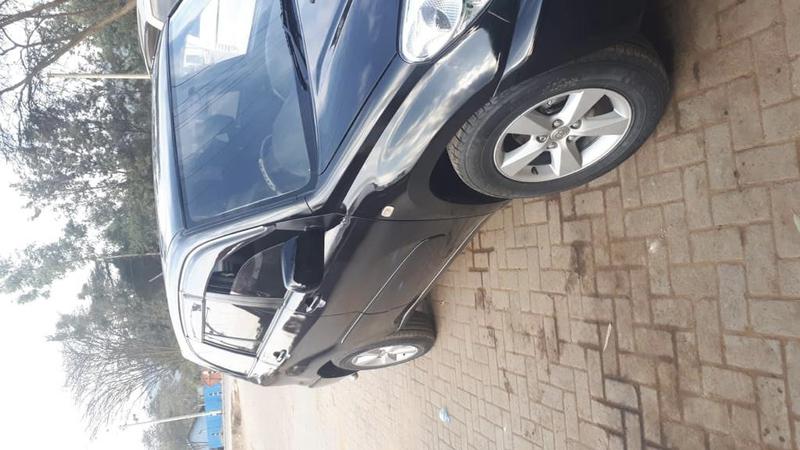 Toyota RAV4 • 2006 • 220,000 km 6