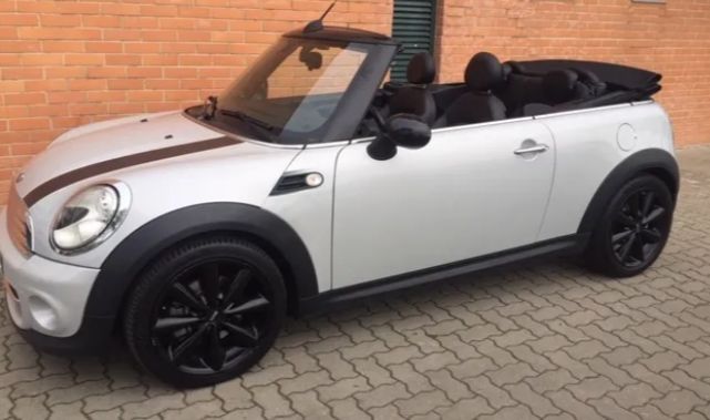 MINI Cooper Cabrio • 2011 • 170,000 km 3