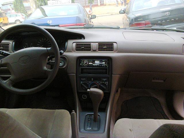 Toyota Camry • 2001 • 108,321 km 6