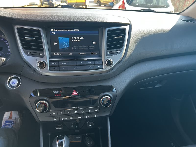 Hyundai Tucson • 2016 • 220,000 km 2