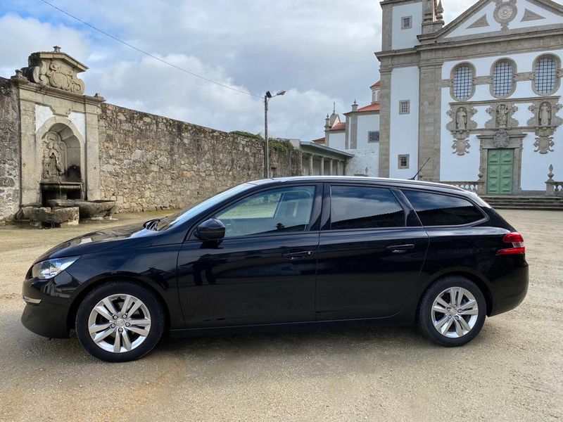 Peugeot 308 • 2016 • 124,000 km 17