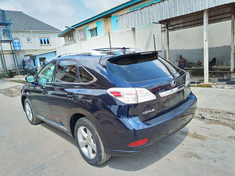Lexus RX • 2010 • 96,014 km 3