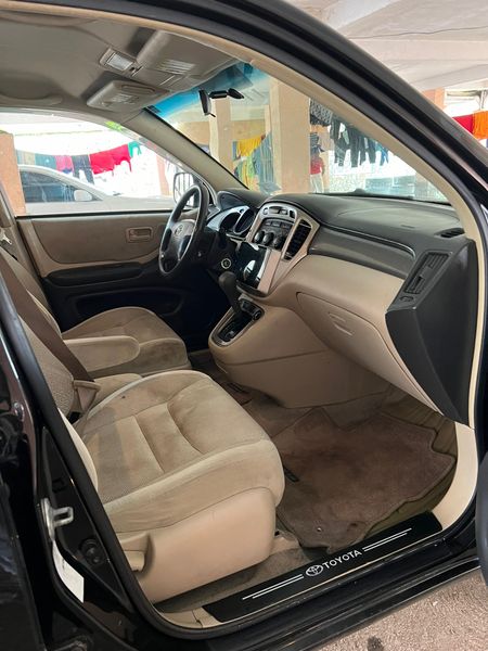 Toyota Highlander • 2003 • 1,000 km 14
